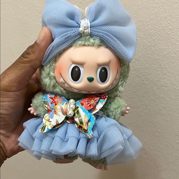 Labubu - Picture 1 of 6